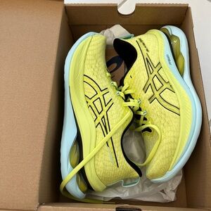 ASICS Gel Kinsei Max Sneakers